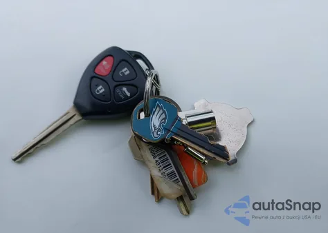 2010 Toyota Corolla S z USA, uszkodzony, nr VIN 1NXBU4EE3AZ277725